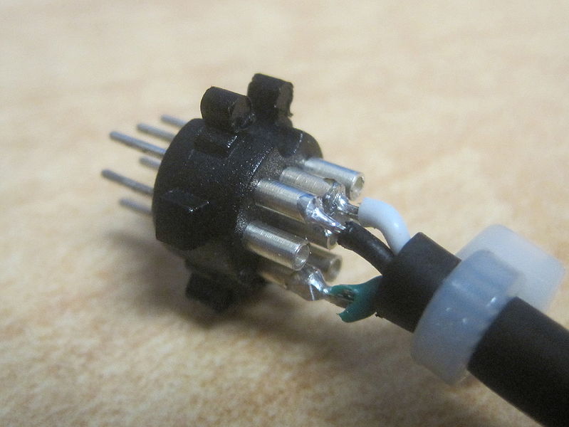File:GTRANS - 8-pin mini-DIN Wiring Detail.JPG